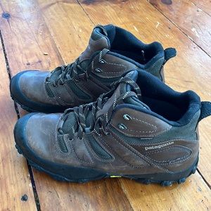 Mens Patagonia boots